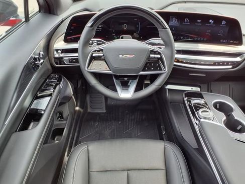 New 2026 Cadillac Lyriq V w/ LPO, Floor Liner Package image 15