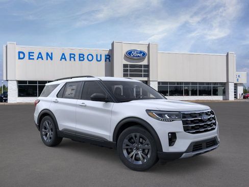 New 2026 Ford Explorer Active w/ Active Comfort Package AWD/4WD image 7