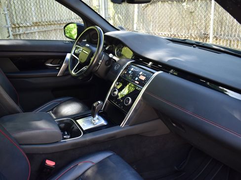 Used 2021 Land Rover Discovery Sport S R-Dynamic image 28