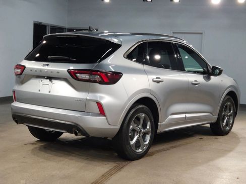 Used 2024 Ford Escape ST-Line image 7