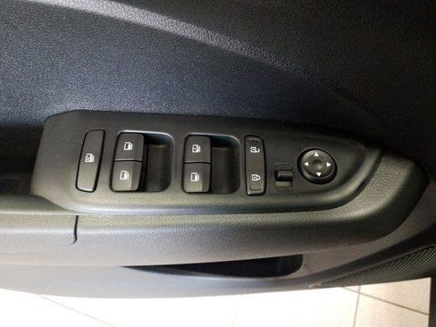 New 2026 Hyundai Venue SEL FWD image 11