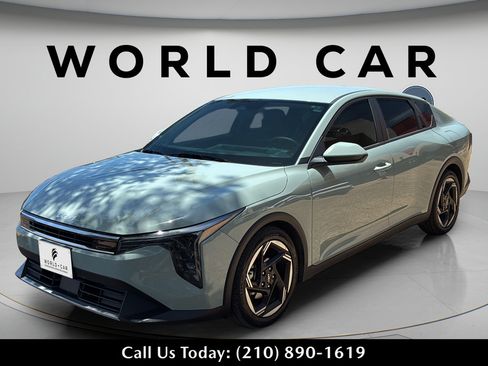 Used 2025 Kia K4 EX FWD image 13