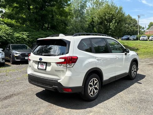 Certified 2023 Subaru Forester Premium AWD/4WD image 6