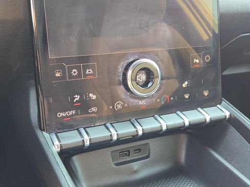 Used 2025 GMC Terrain Elevation AWD/4WD image 13