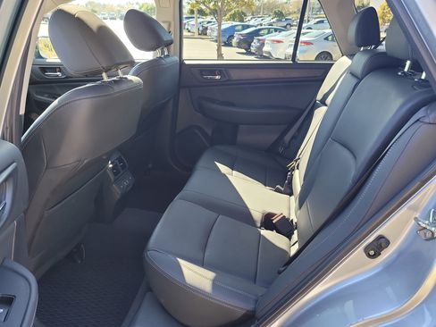 Used 2019 Subaru Outback 2.5i Limited w/ Popular Package #2 image 14