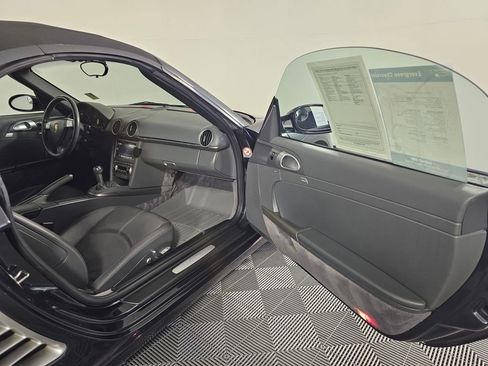 Used 2005 Porsche Boxster Base image 13
