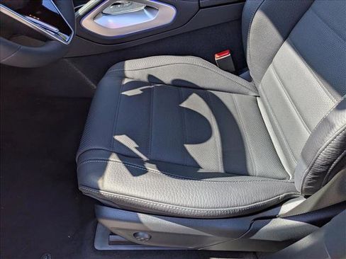 New 2026 Mercedes-Benz GLE 580 4MATIC image 4