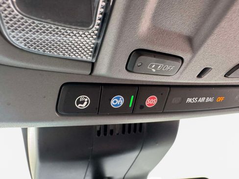 Used 2023 Chevrolet Silverado 1500 LT AWD/4WD image 38