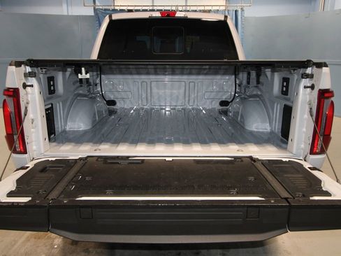 Used 2025 Ford F150 Platinum image 42