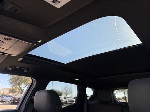 New 2025 Chevrolet Blazer RS w/ Driver Confidence II Package image 25