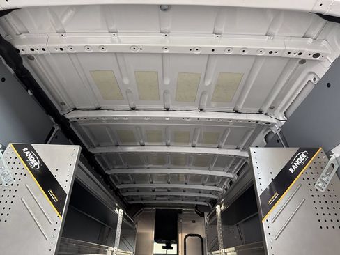 New 2026 Mercedes-Benz Sprinter 2500 image 18