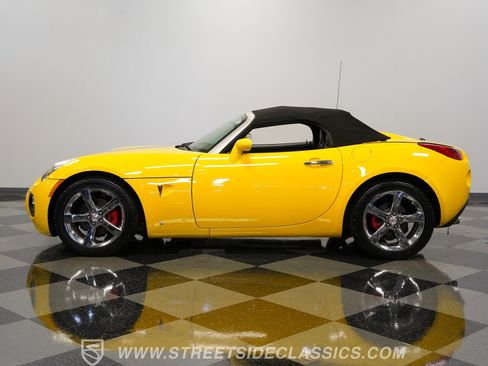 Used 2007 Pontiac Solstice GXP w/ Premium Package image 7