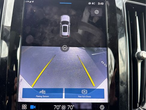 Certified 2023 Volvo XC60 B5 Plus w/ Protection Package image 42