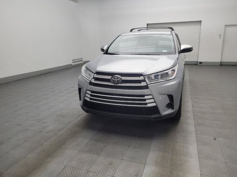 Used 2019 Toyota Highlander LE image 15