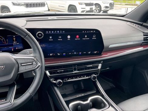 Used 2025 Chevrolet Traverse Z71 AWD/4WD image 9