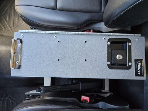 Used 2020 Ford Transit 250 Medium Roof w/ Load Area Protection Package image 29