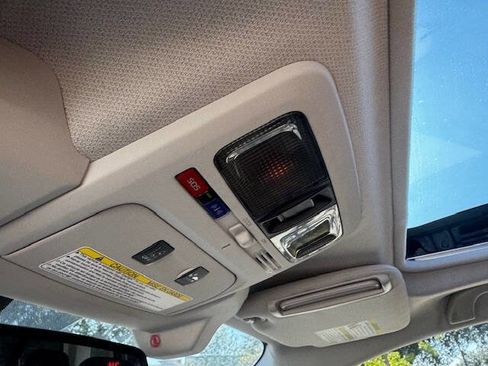 Used 2016 Subaru Forester 2.0XT Touring w/ Eyesight & Navigation System image 48