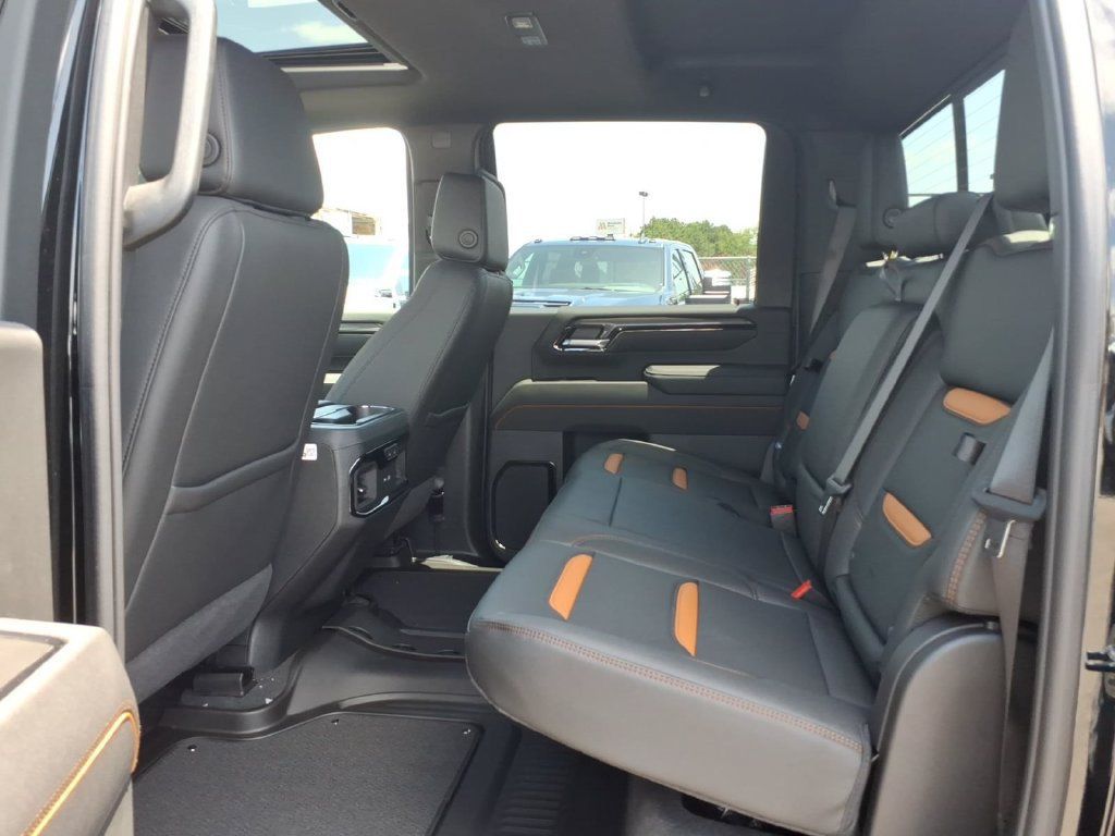 New 2026 GMC Sierra 2500 AT4 w/ Max Trailering Package AWD/4WD image 15