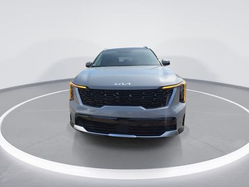 New 2026 Kia Sorento S image 3