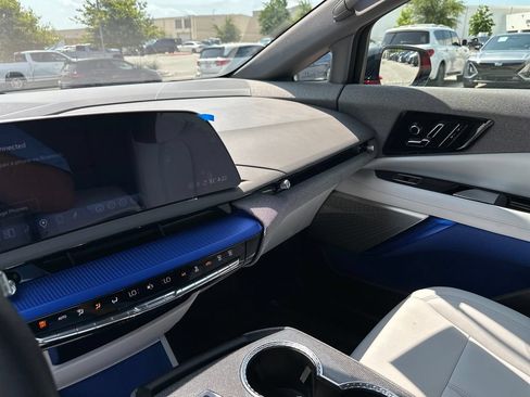 Certified 2025 Cadillac Optiq Sport 1 AWD/4WD image 24