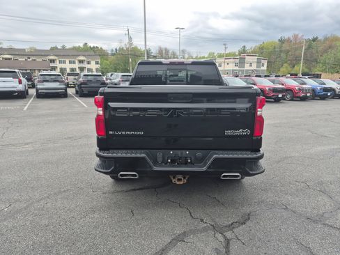 Used 2019 Chevrolet Silverado 1500 High Country w/ High Country Premium Package AWD/4WD image 4