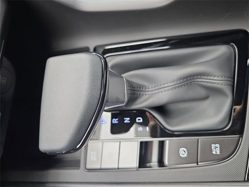 New 2025 Hyundai Elantra SEL image 20