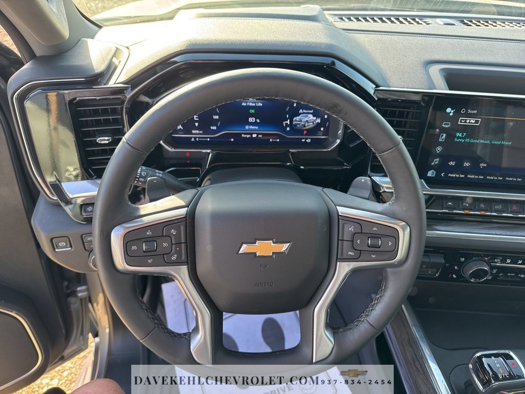 Certified 2025 Chevrolet Silverado 1500 LTZ AWD/4WD image 12