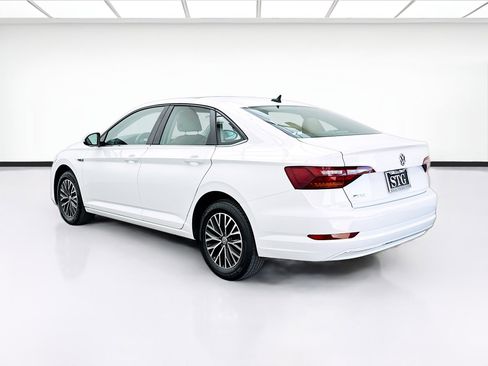 Used 2019 Volkswagen Jetta SEL w/ Cold Weather Package FWD image 6