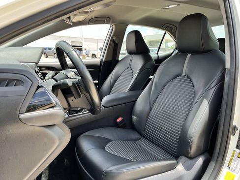 Used 2024 Toyota Camry SE FWD image 22