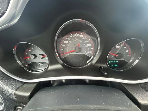 Used 2013 Dodge Avenger SE w/ Blacktop Pkg FWD image 12