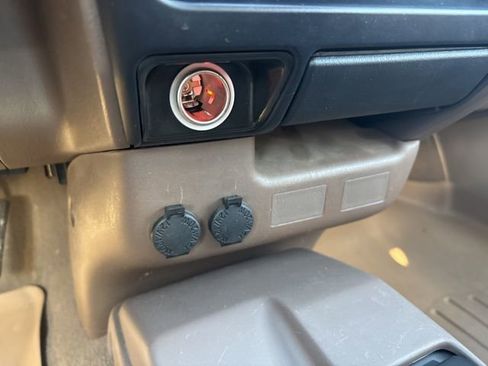 Used 2004 Toyota Tacoma 4x4 Xtracab V6 image 25