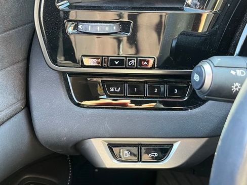 Used 2024 Lexus RX 450h AWD w/ Convenience Package image 25