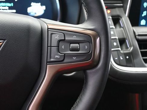 Used 2024 Chevrolet Tahoe High Country AWD/4WD image 9