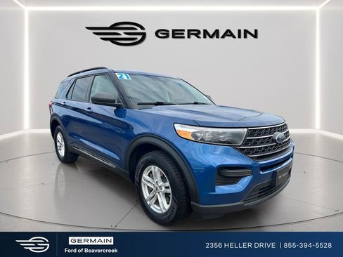 Used 2021 Ford Explorer XLT AWD/4WD image 2