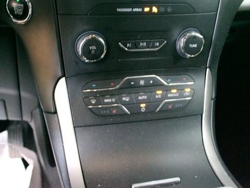 Used 2020 Ford Edge SEL w/ Convenience Package AWD/4WD image 20