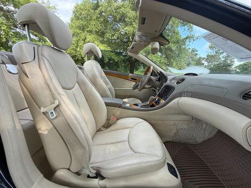Used 2007 Mercedes-Benz SL 550 image 34