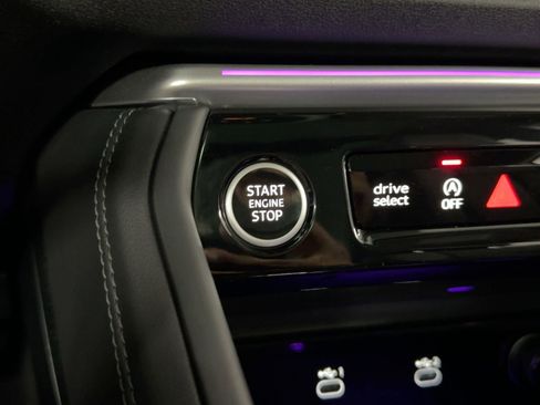 Used 2025 Audi Q5 Premium w/ Convenience Package image 26