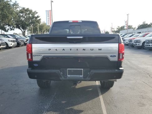 Used 2018 Ford F150 Platinum w/ Equipment Group 701A Luxury image 8