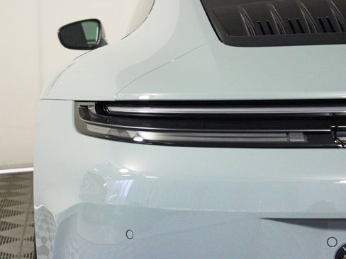 Used 2025 Porsche 911 Carrera 4 GTS image 13