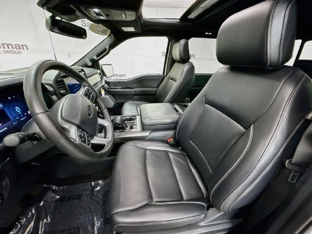 Used 2025 Ford F150 Lariat w/ Equipment Group 501A Mid AWD/4WD image 22