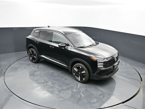 New 2025 Nissan Kicks SR image 26