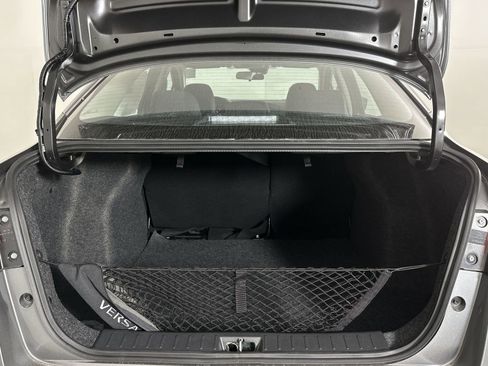 New 2025 Nissan Versa SR w/ Trunk Package image 30