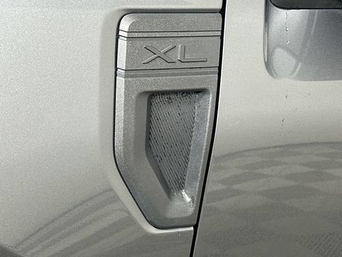 Used 2025 Ford Maverick XL FWD image 24