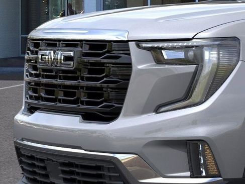 New 2026 GMC Acadia Elevation w/ Black Edition image 13