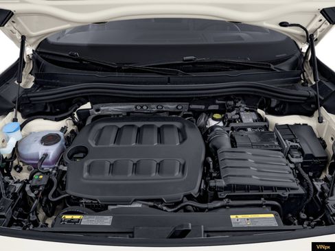 New 2026 Volkswagen Tiguan SEL R-Line image 10