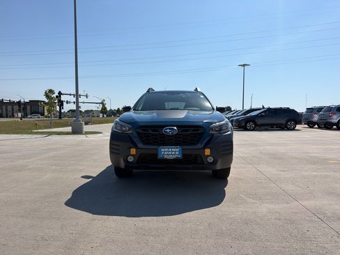 Used 2023 Subaru Outback Wilderness w/ Wilderness Package AWD/4WD image 3