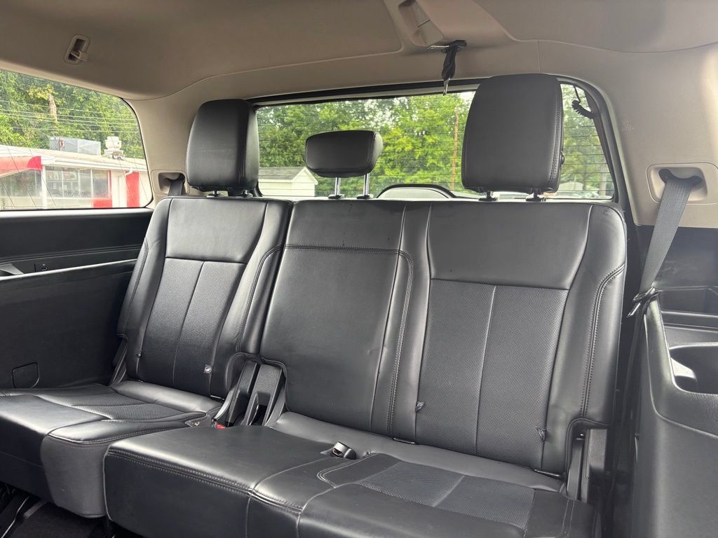 Used 2024 Ford Expedition XLT AWD/4WD image 22