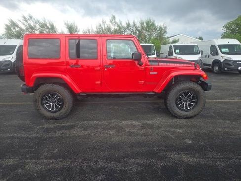 Used 2017 Jeep Wrangler Unlimited Rubicon AWD/4WD image 7