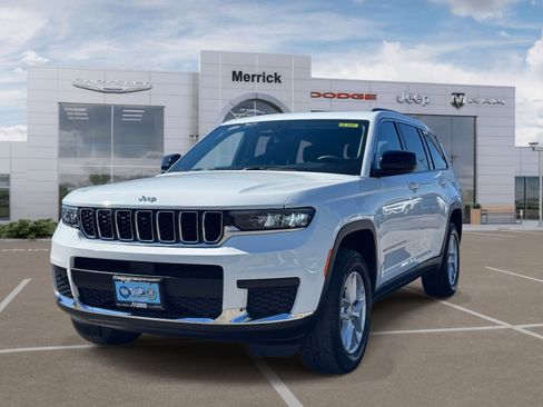 Certified 2023 Jeep Grand Cherokee L Laredo AWD/4WD image 4