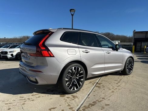 New 2026 Volvo XC60 B5 Ultra w/ Climate Package image 7